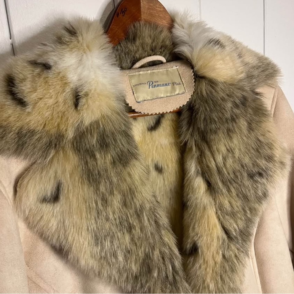 Vintage Penmans Faux Fur/ Suede Button Up Coat. Size 1X. - Picture 6 of 9